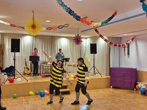 Faschingsfrühschoppen im Pfarrsaal